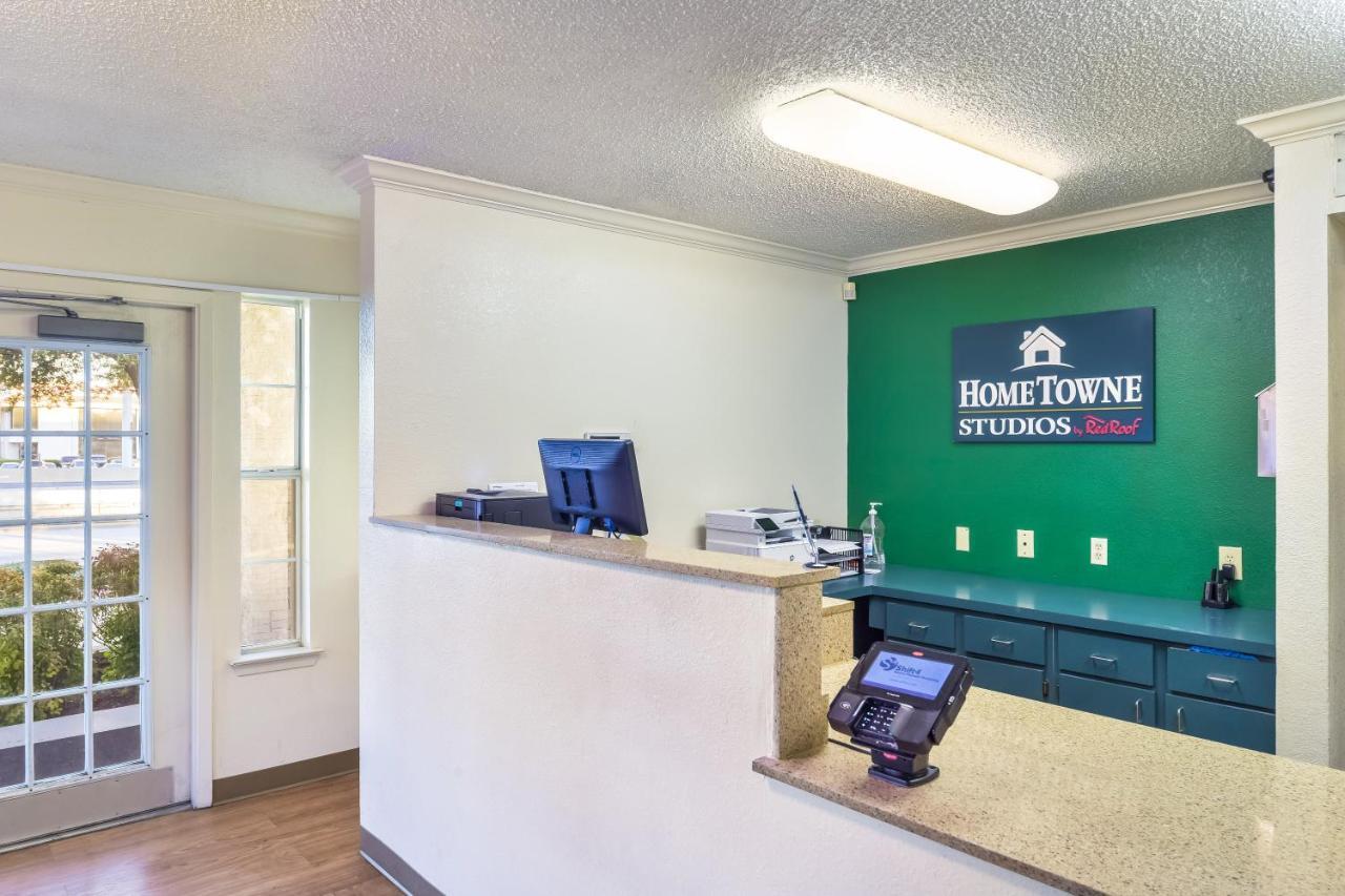 Hometowne Studios By Red Roof Dallas - North Addison - Tollway 外观 照片