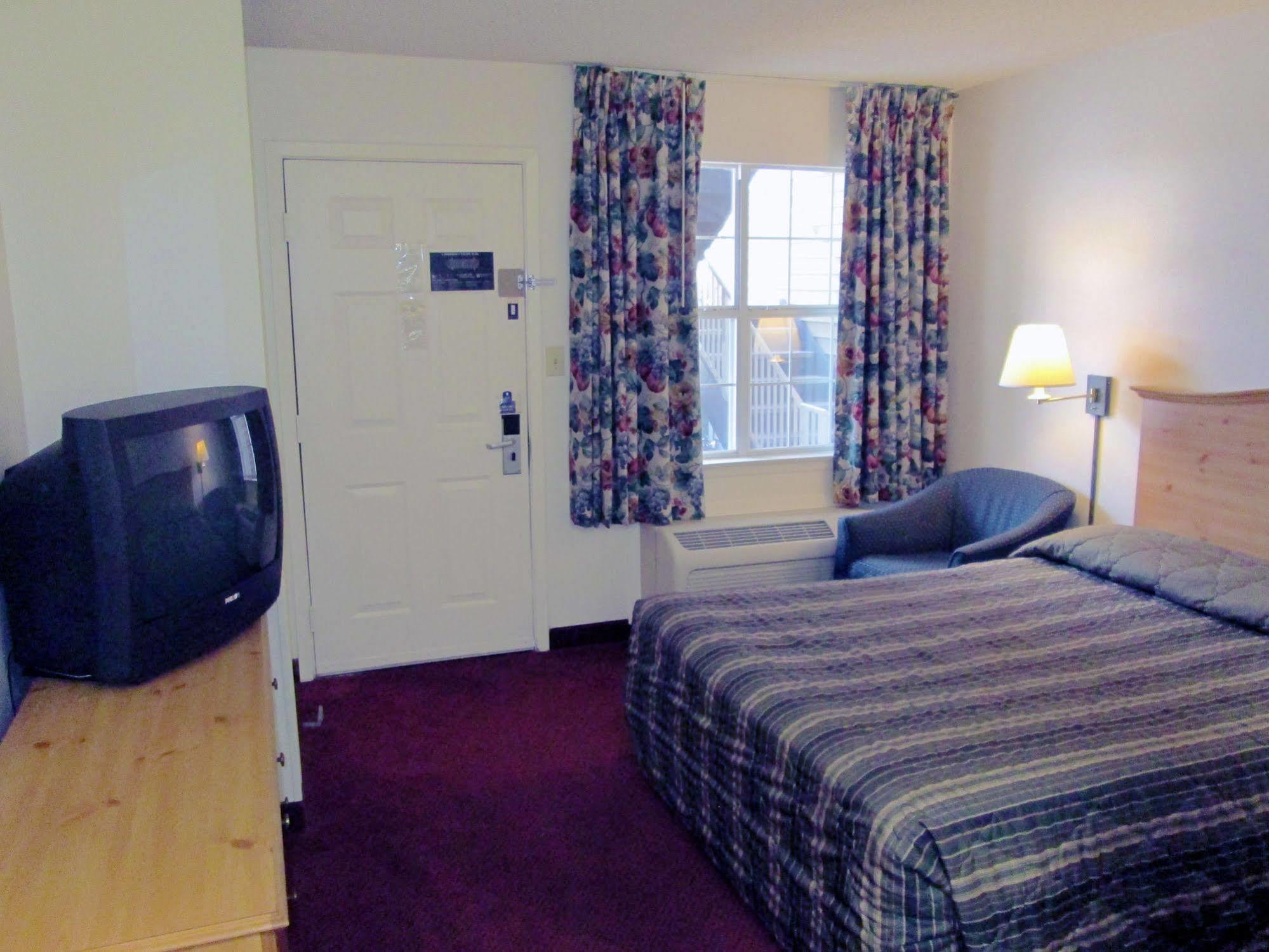 Hometowne Studios By Red Roof Dallas - North Addison - Tollway 外观 照片
